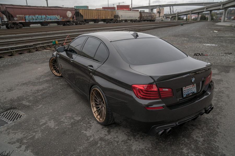  BMW M5 on ADV.1 Wheels (ADV15R TS CS) 2016 года  (фото 5 из 10)